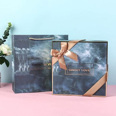 Drie Kleuren regelen Stijve Schouderdoos Verpakking voor Verrassingsgift
