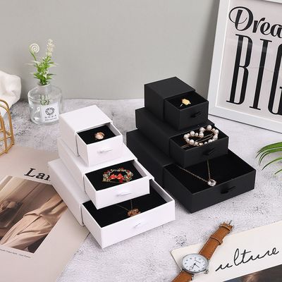 Gepersonaliseerde Lade Stijl Kleine Sieraden Geschenkdoos Voor Ketting Ring Haar Clips