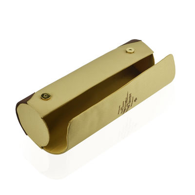 De beige Magnetische Knopen van Champagne Gift Box With Two van de Rolvorm