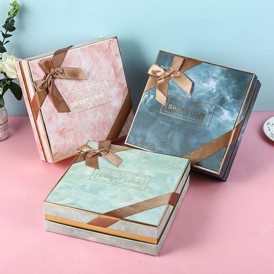 Drie Kleuren regelen Stijve Schouderdoos Verpakking voor Verrassingsgift