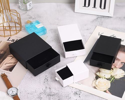 Gepersonaliseerde Lade Stijl Kleine Sieraden Geschenkdoos Voor Ketting Ring Haar Clips