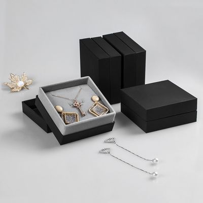 Aangepaste kartonnen sieraden geschenkdozen oorbel ketting ring verpakking