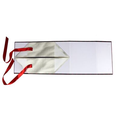 Het Lint van de laserbesnoeiing beëindigt van de de Daggift van Valentine Doos 25.5*12.5*20.5cm