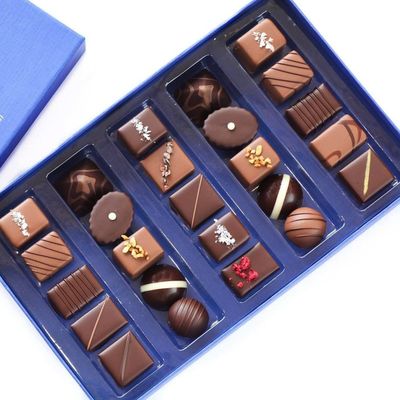 De marineblauwe Multifunctionele Dozen die van de Luxechocolade, Lege Aangepaste Truffeldozen verpakken