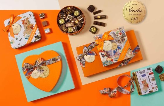 Diameter 14cm van de Pantonekleur Verpakkende Gerangschikte de Dozenzak van de Chocoladegift